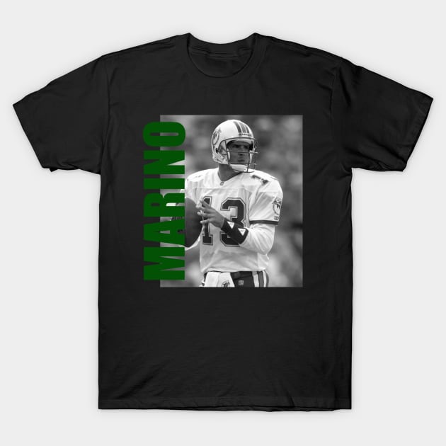 Dan Marino // Retro Aesthetic Fan Art // 80s T-Shirt by Momogi Project